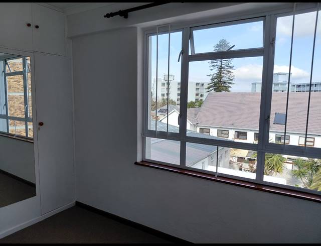 2 bed property to rent in PLUMSTEAD